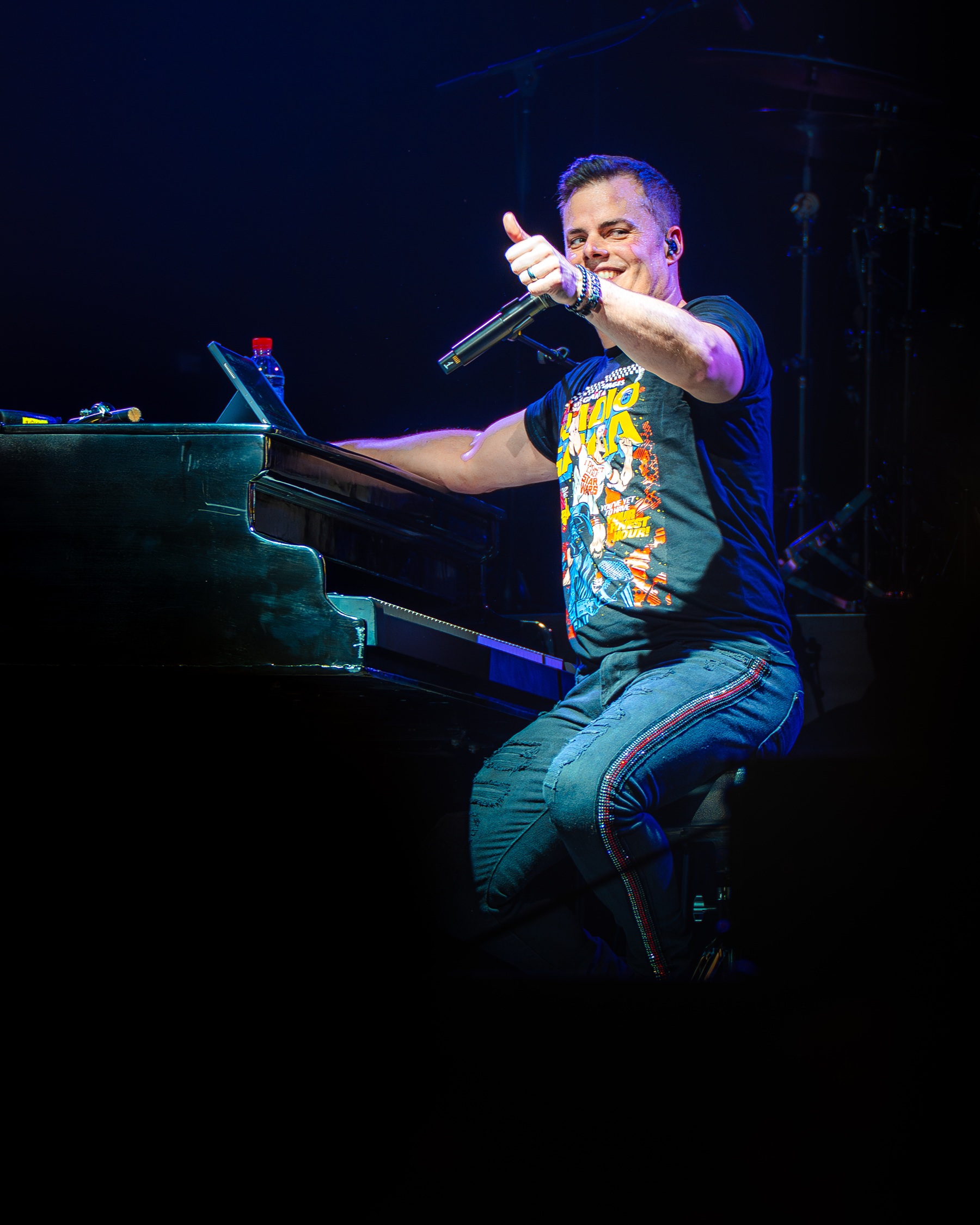 Marc Martel - One Vision of Queen